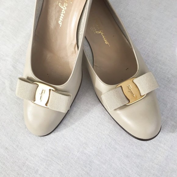 Salvatore Ferragamo Shoes - Vintage Salvatore Ferragamo Shoes vintage flats